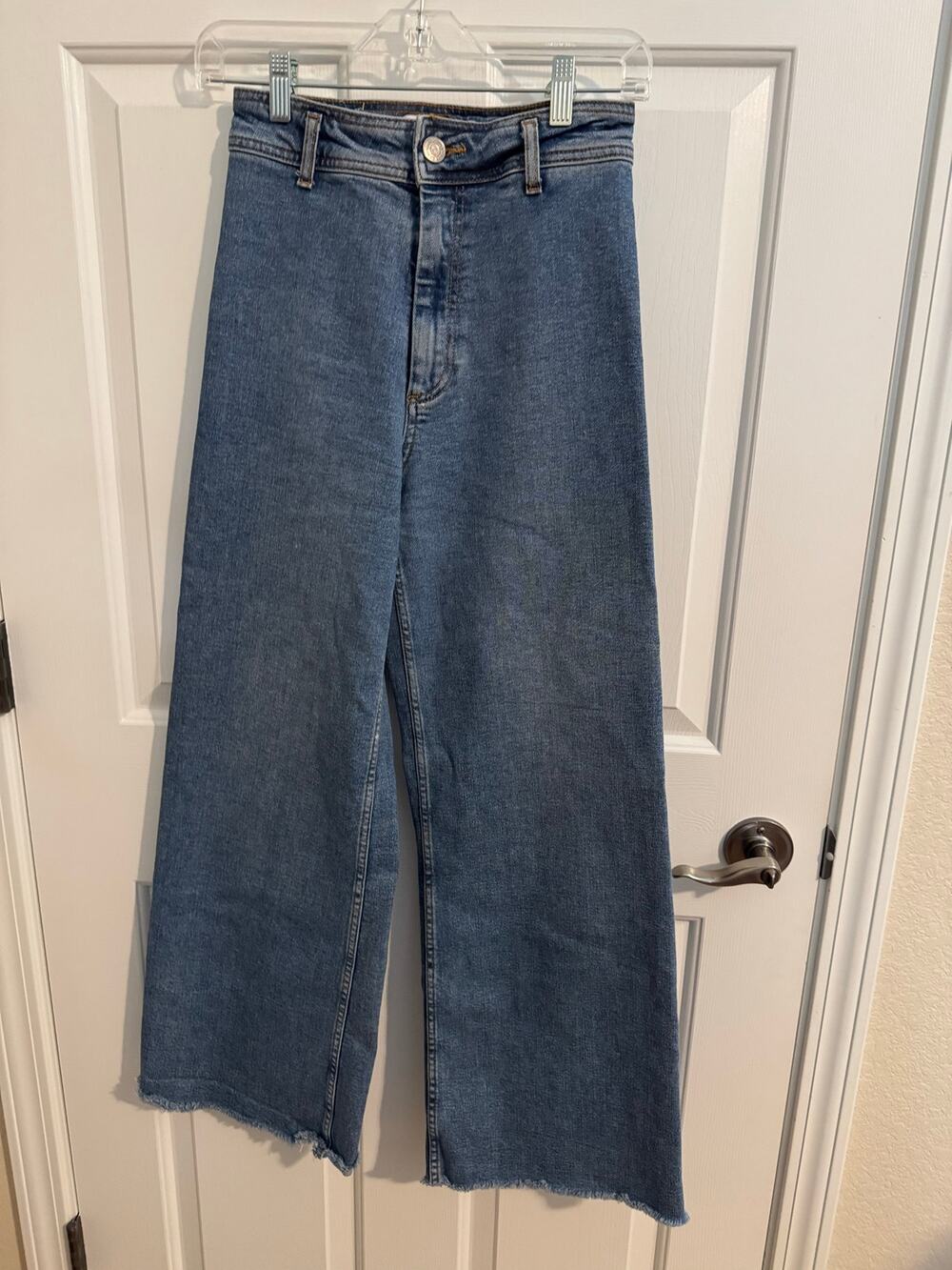 Zara Ultra High Waist Wide Leg Frayed Hem Jeans 4